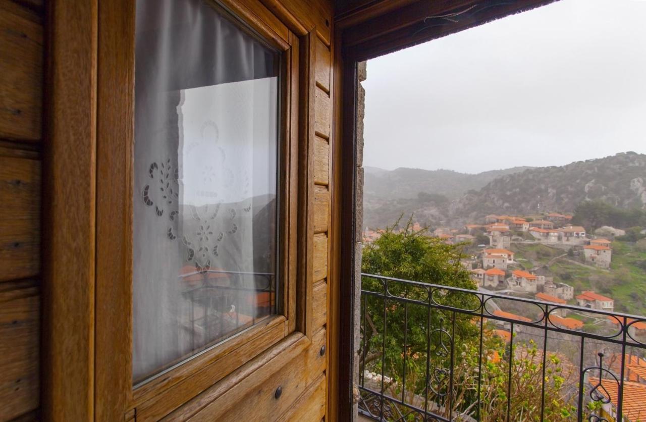 Mpelleiko Hotel Stemnitsa Buitenkant foto