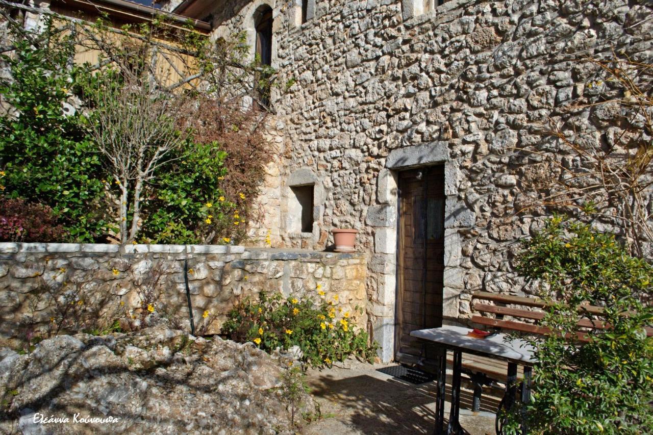 Mpelleiko Hotel Stemnitsa Buitenkant foto