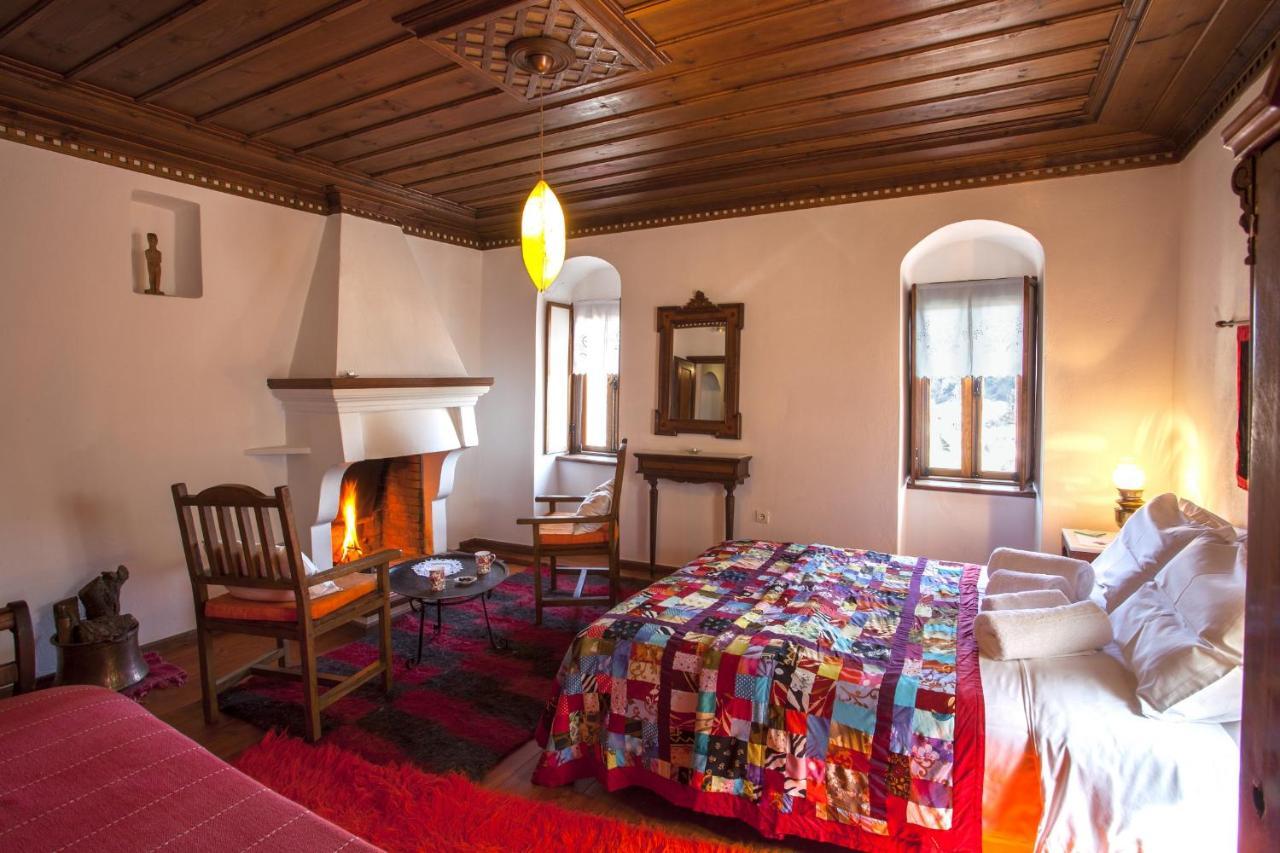 Mpelleiko Hotel Stemnitsa Buitenkant foto