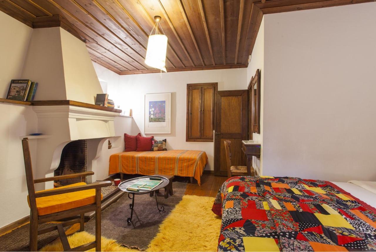 Mpelleiko Hotel Stemnitsa Buitenkant foto