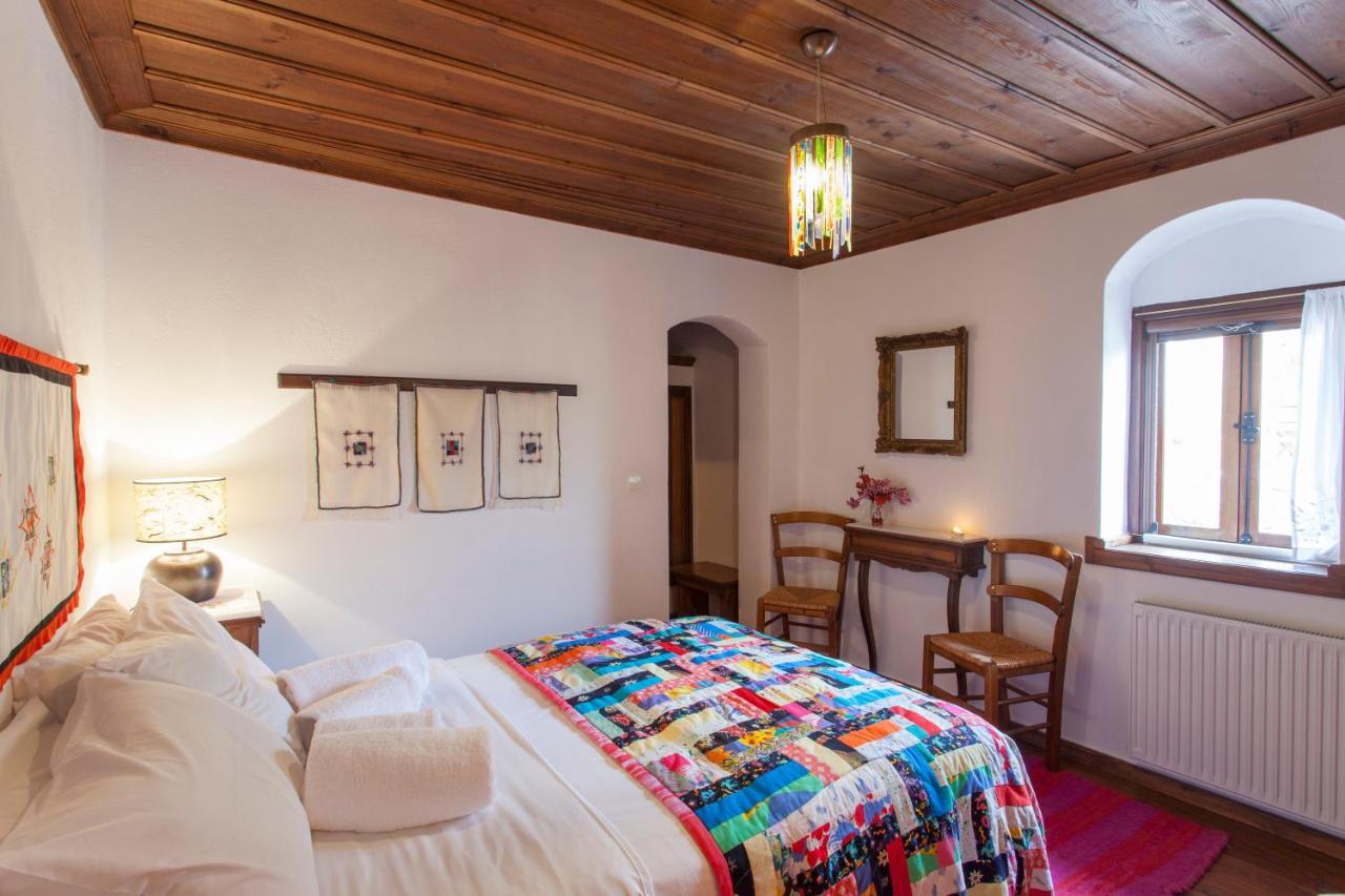 Mpelleiko Hotel Stemnitsa Buitenkant foto